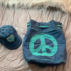 Life is Good beach bag and hat